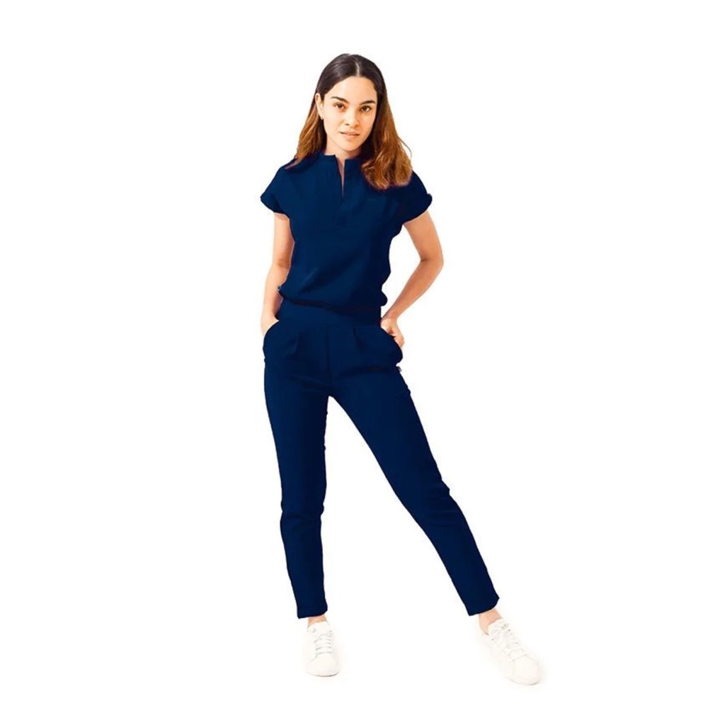 ELLE SCRUB SET